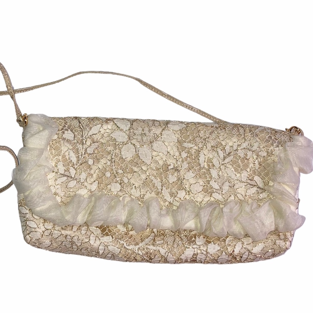 VINTAGE DESMO GOLD LACE CLUTCH NWOT